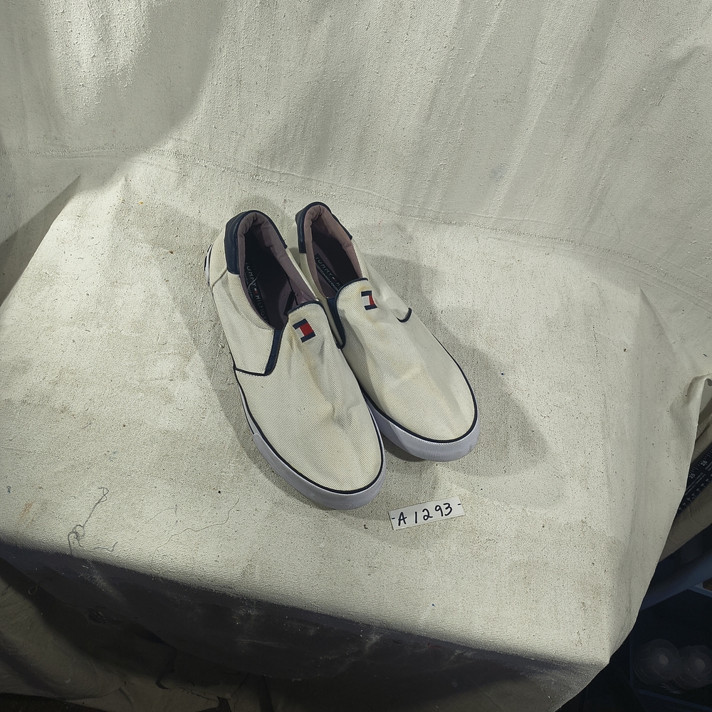 Tommy Hilfiger Men's Size 12 White Slip-On Canvas Loafers